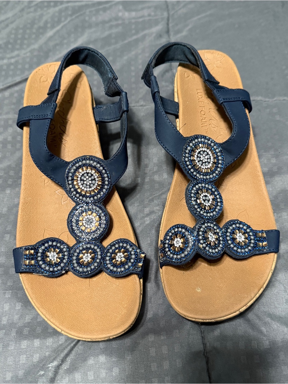 READ Skechers Beverlee Date Glam wedge Sandals White Size 8 no size navy jeweled
